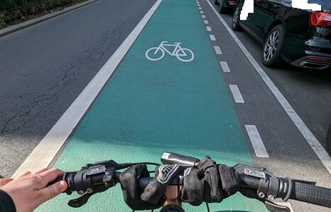 Sicherer Radweg in der Stadt