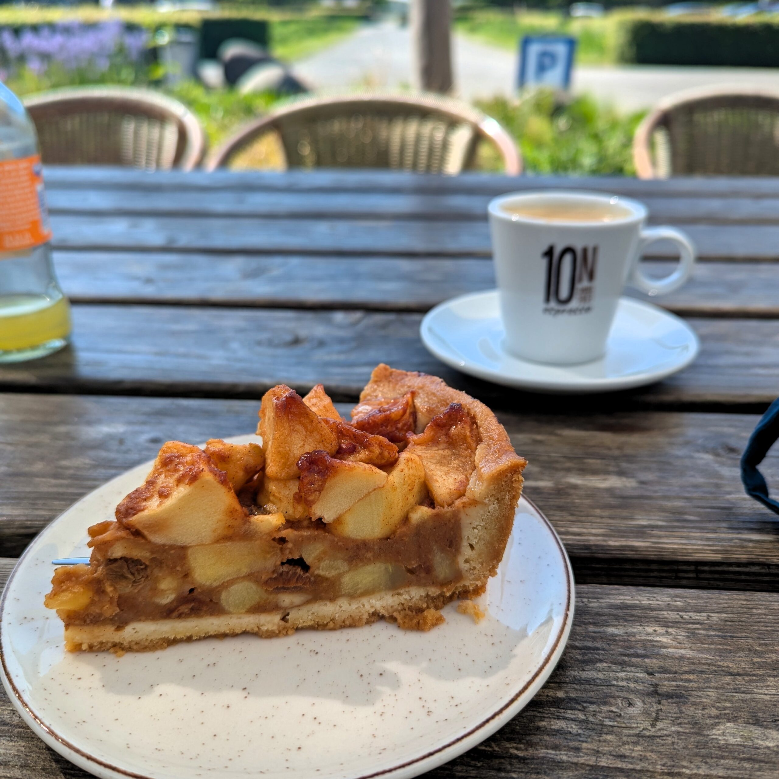 Kaffee und Kuchen im Bloemenpark
