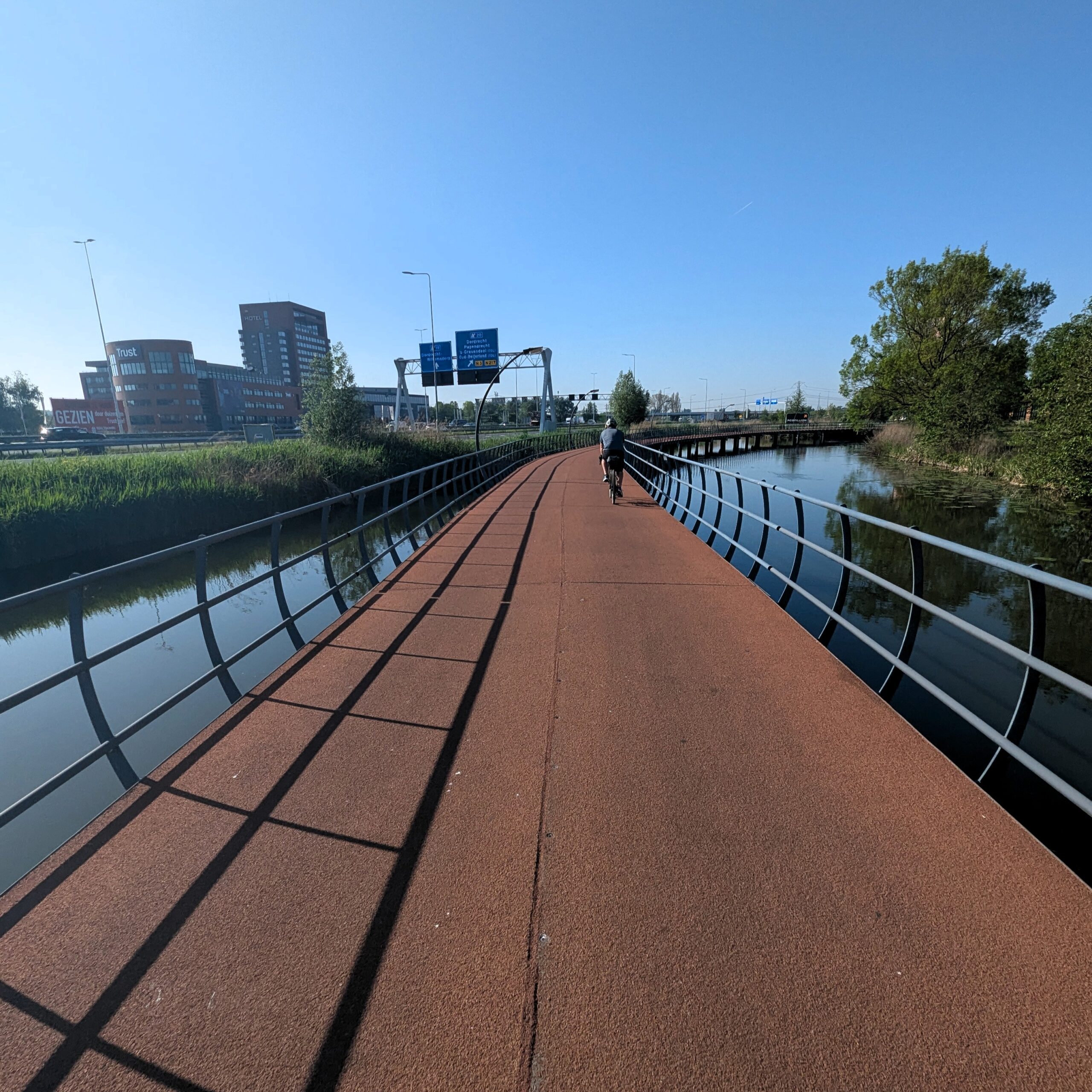 Maas- Radweg in Dordrecht